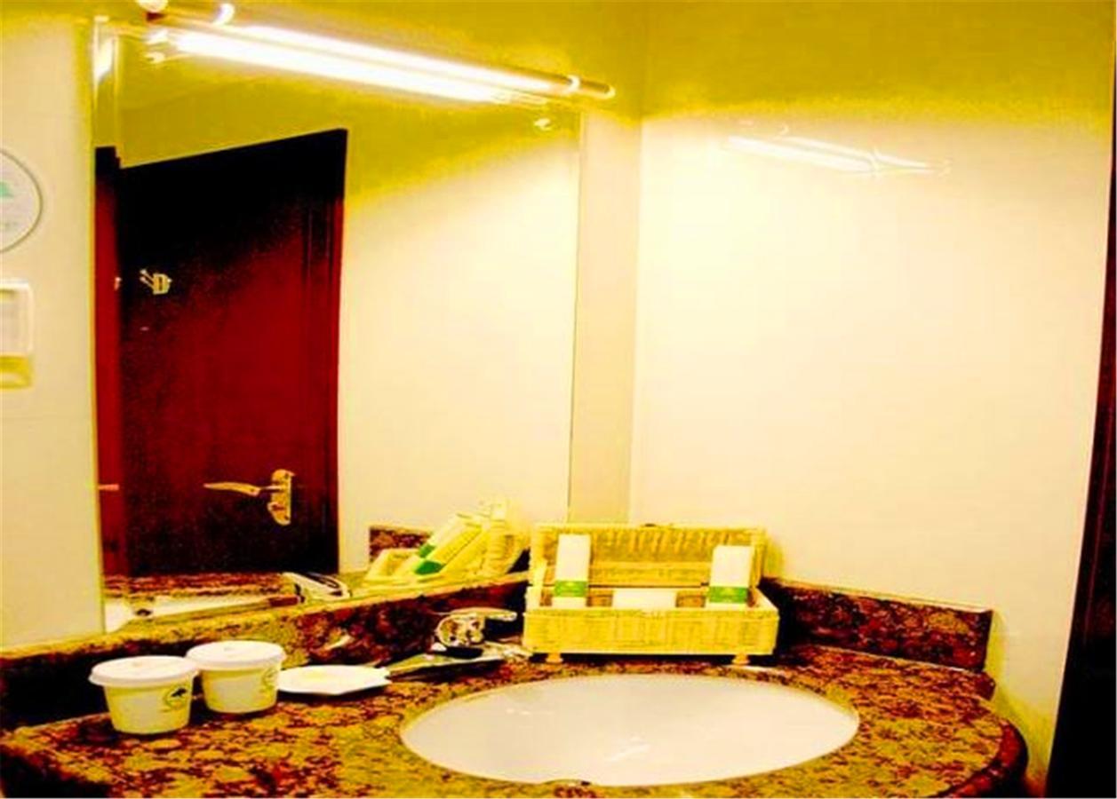 Greentree Inn Heilongjiang Harbin Zhongyang Street Business Hotel Ngoại thất bức ảnh